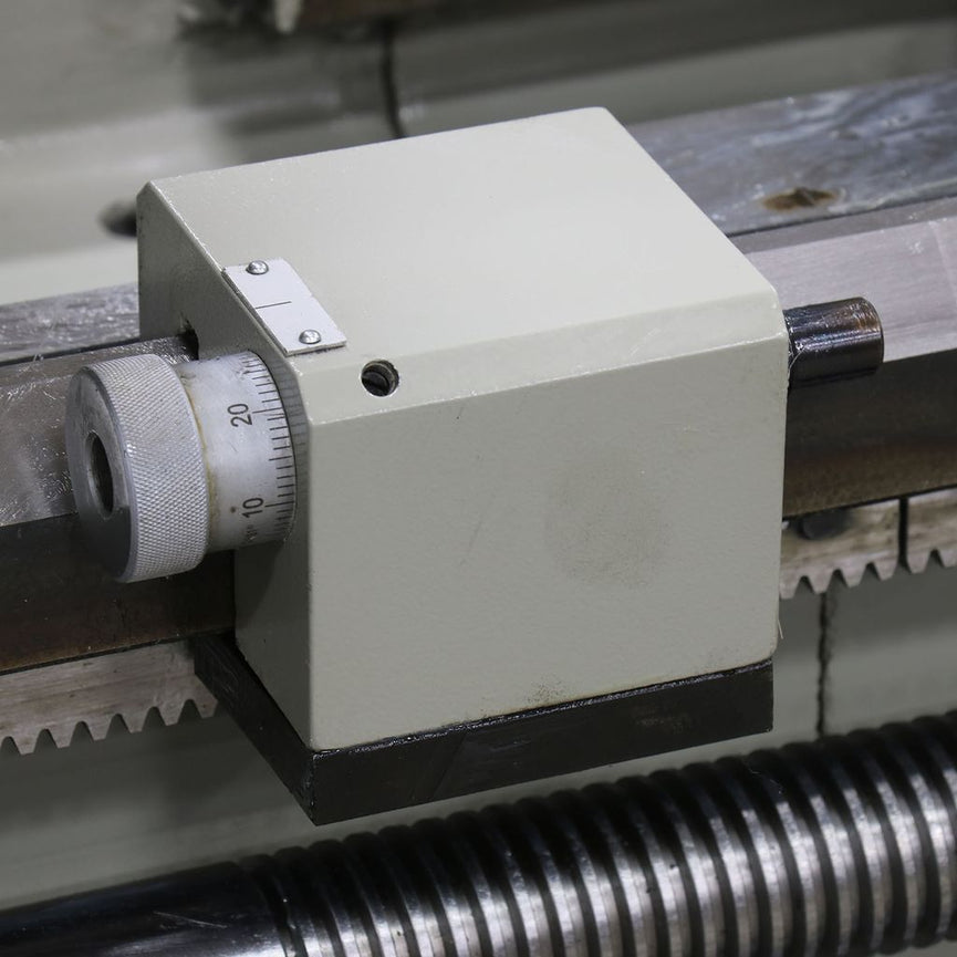 PL-1860E-1.0; 18" x 60" Geared Head Lathe with DRO 7-1/2HP, 220V 3Phase