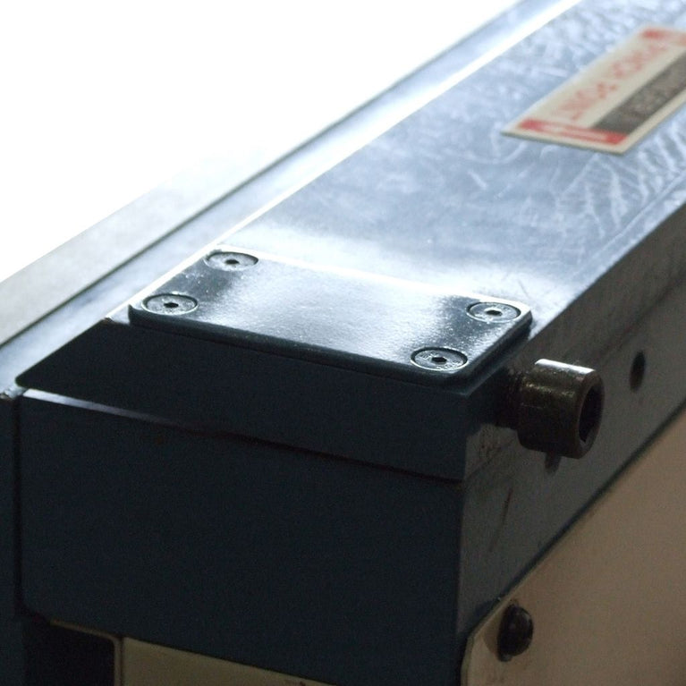BB-7216M; 220V(+/- 5%) 1 Phase Manually Operated Magnetic Sheet Metal Brake, 6' Length