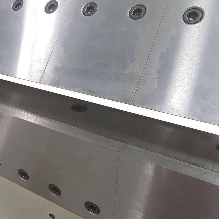 BB-5016F-DS; Manually Operated Reversible Box and Pan Brake, 50" Length, 16 Gauge Mild Steel Capacity