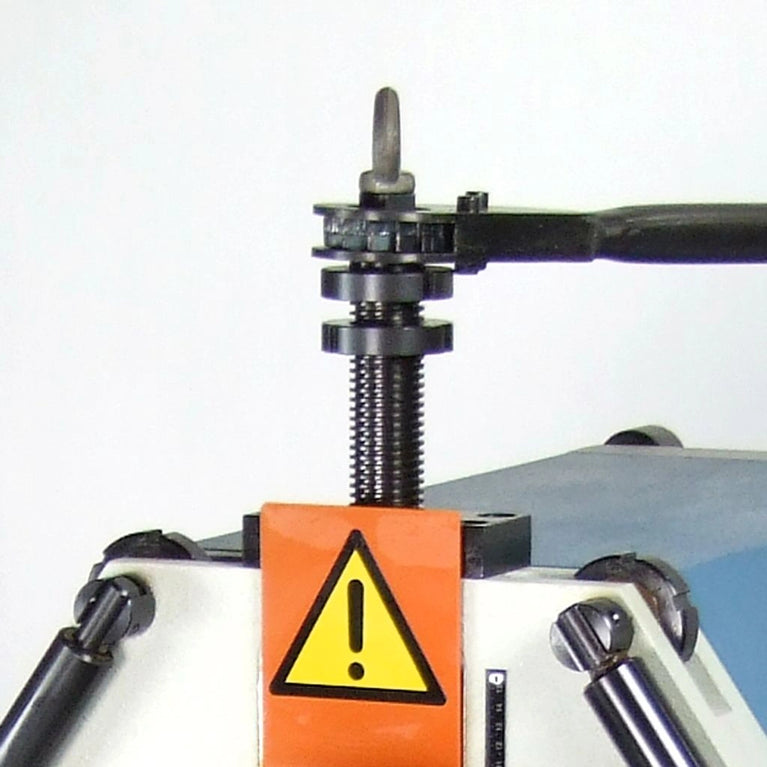 R-M55; 220V 1Phase 60 Htz Roll Bender