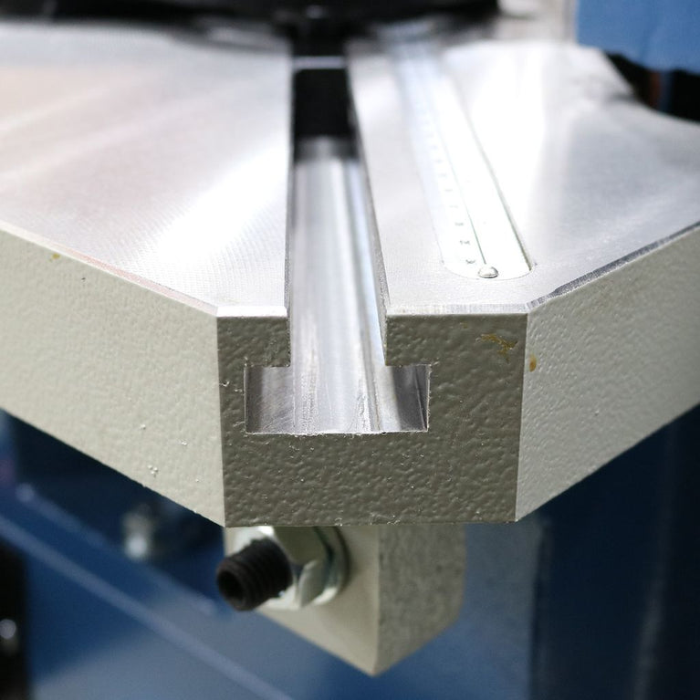 SN-F11-AN; 11 Gauge Mild Steel Air Operated, Fixed Angle Sheet Metal Notcher, 5" Blade Length