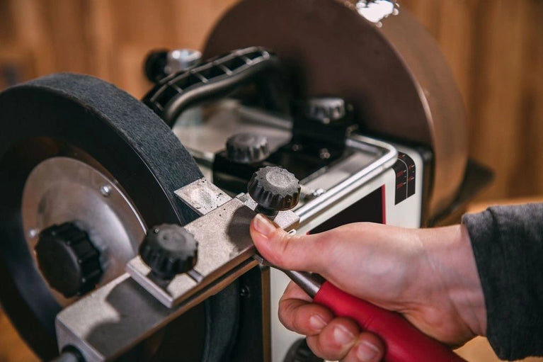 10" Variable Speed Wet Sharpener w/ Accessories