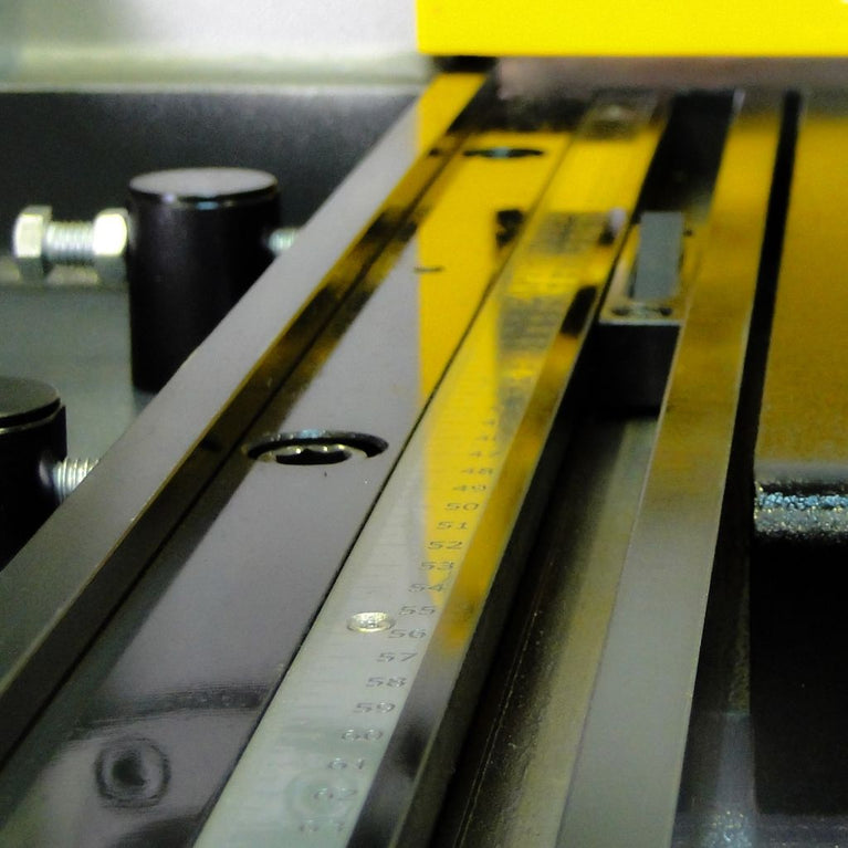 SH-12003-HD; 220V 3Phase Heavy Duty Hydraulic Shear. 120" Length 3 (1/4") Gauge Mild Steel Capacity