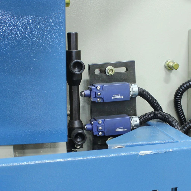 BP-3305CNC; 220V 3Phase 33 Ton, 63" 2 Axis Programmable Hydraulic Press Brake w/ Light Curtains