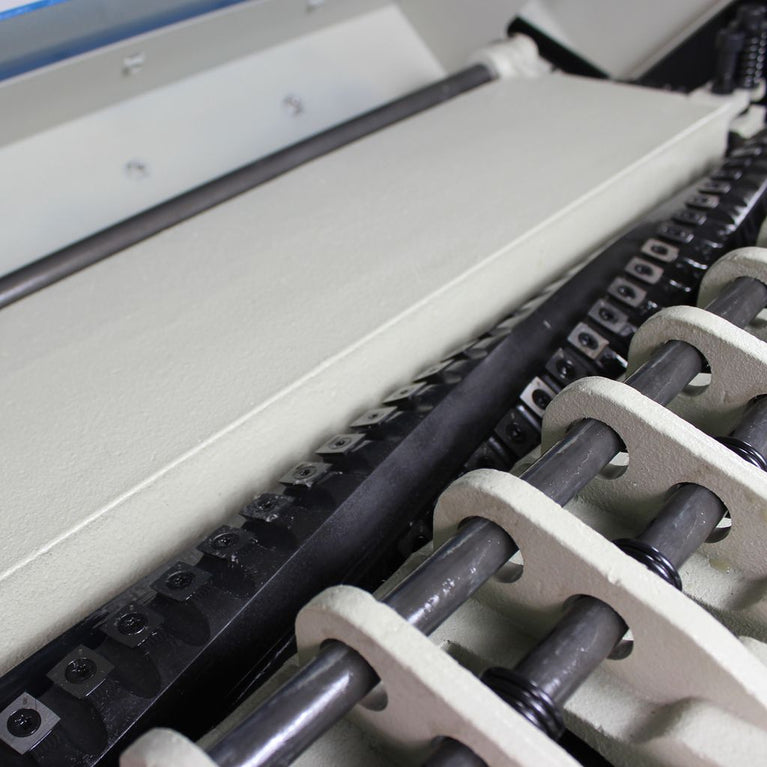 IP-2209-HD; 220V 3 Phase 10HP 22" Heavy Duty Planer, 9" Maximum Cutting Height DRO