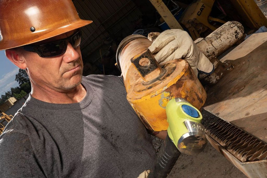 4 Lb Head, 12" B.A.S.H®  Sledge Hammer (30HRC)