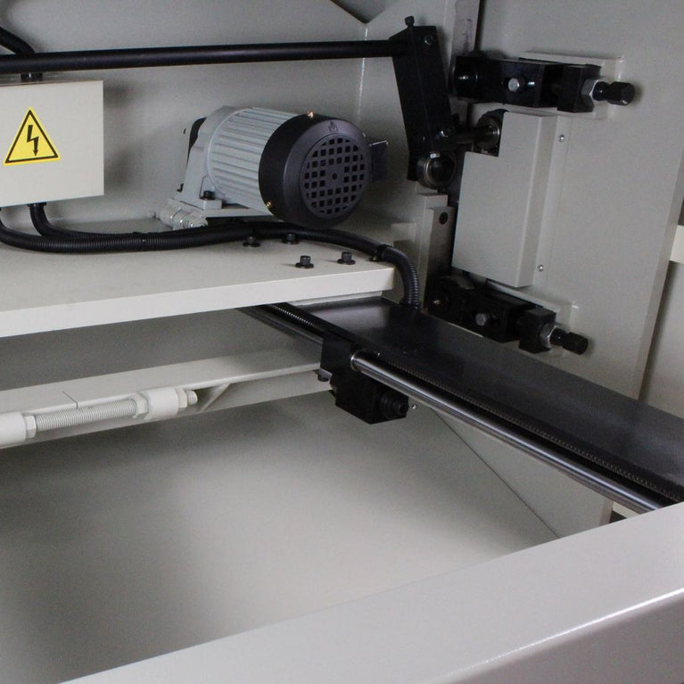 SH-5210-HD; 220V 3Phase Heavy Duty Hydraulic Shear. 52" Length 10 Gauge Mild Steel Capacity